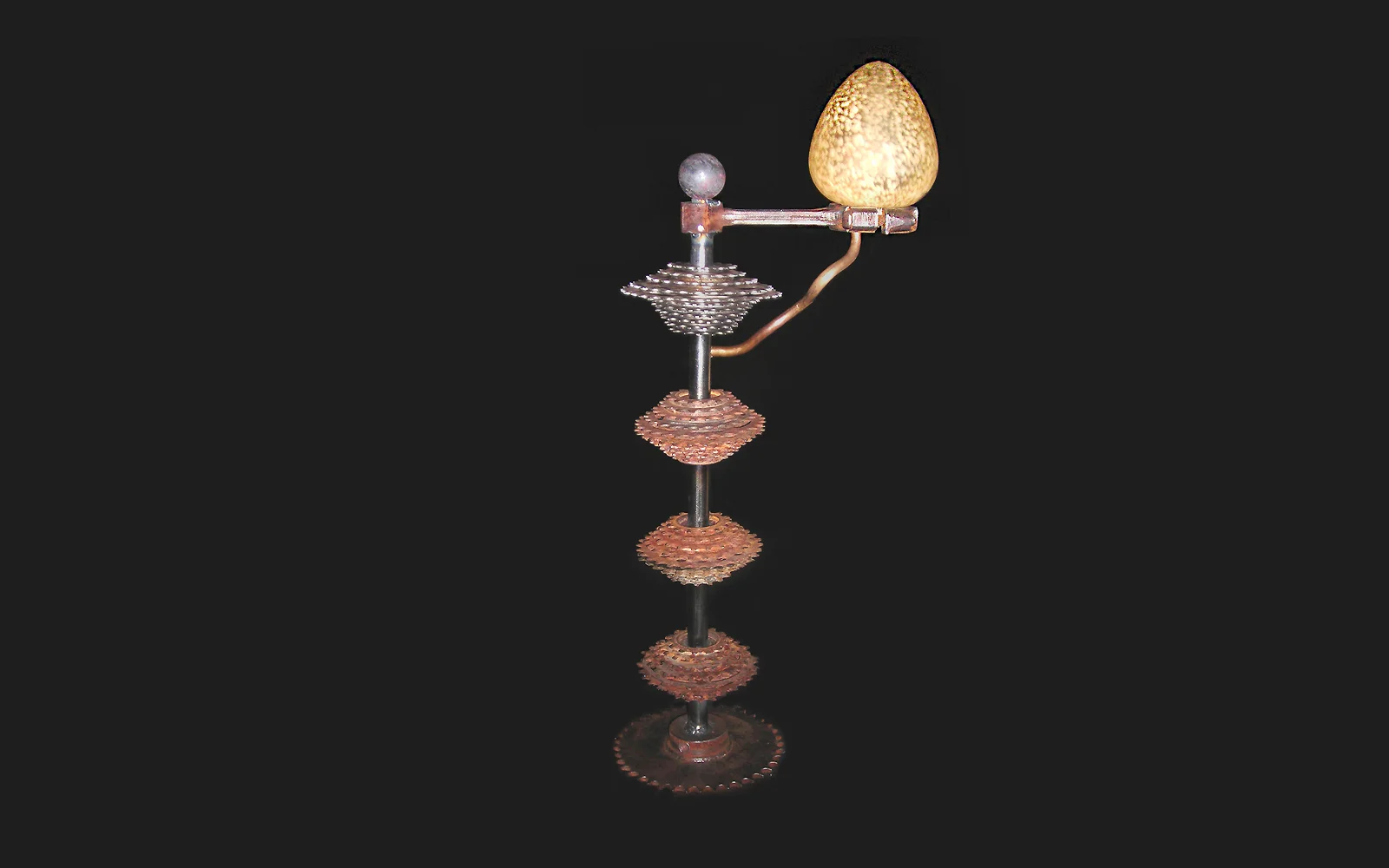 MH_FURNITUREOTHER_BICASLAMP_WEB.jpg