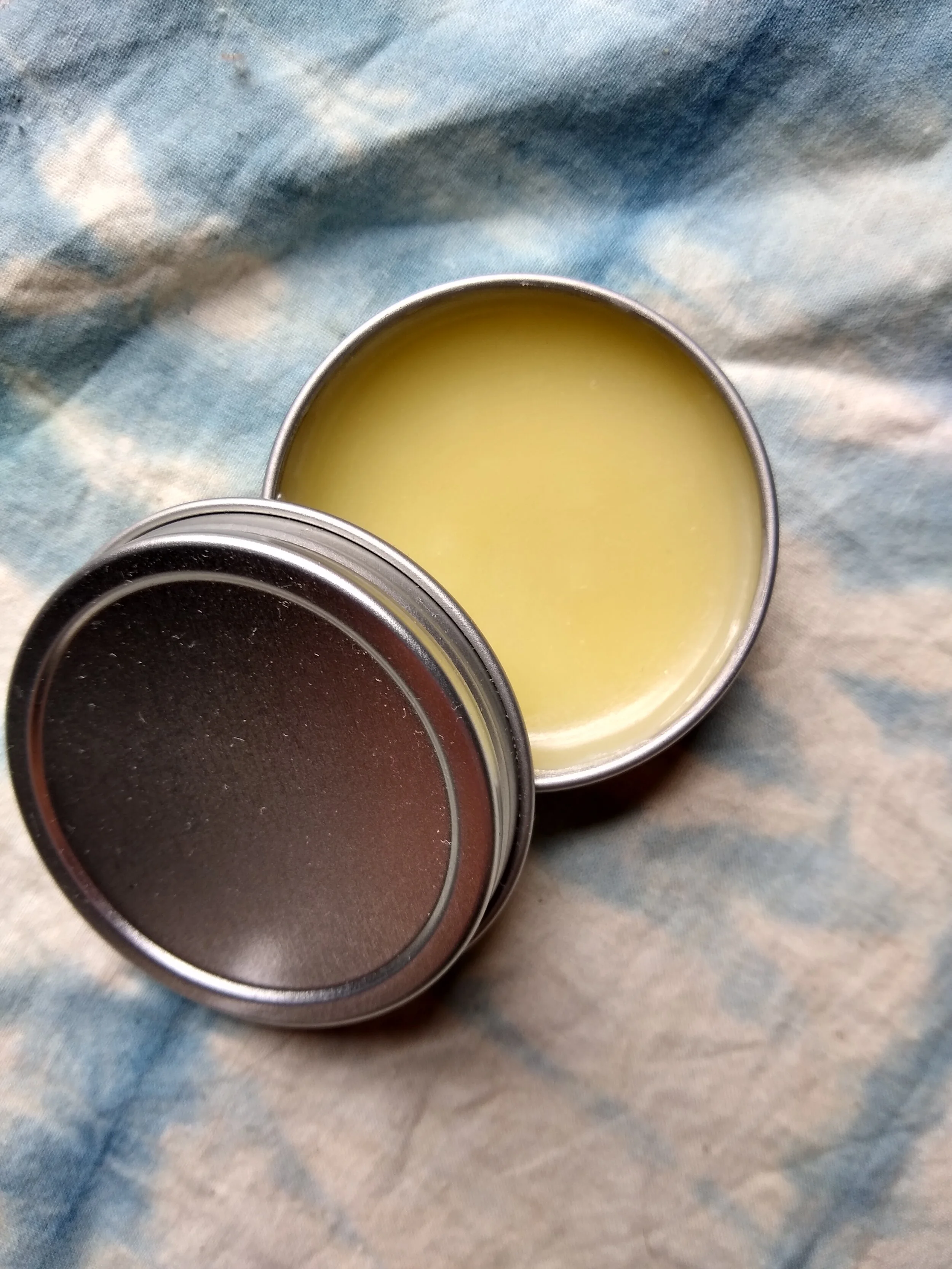 hand salve tin