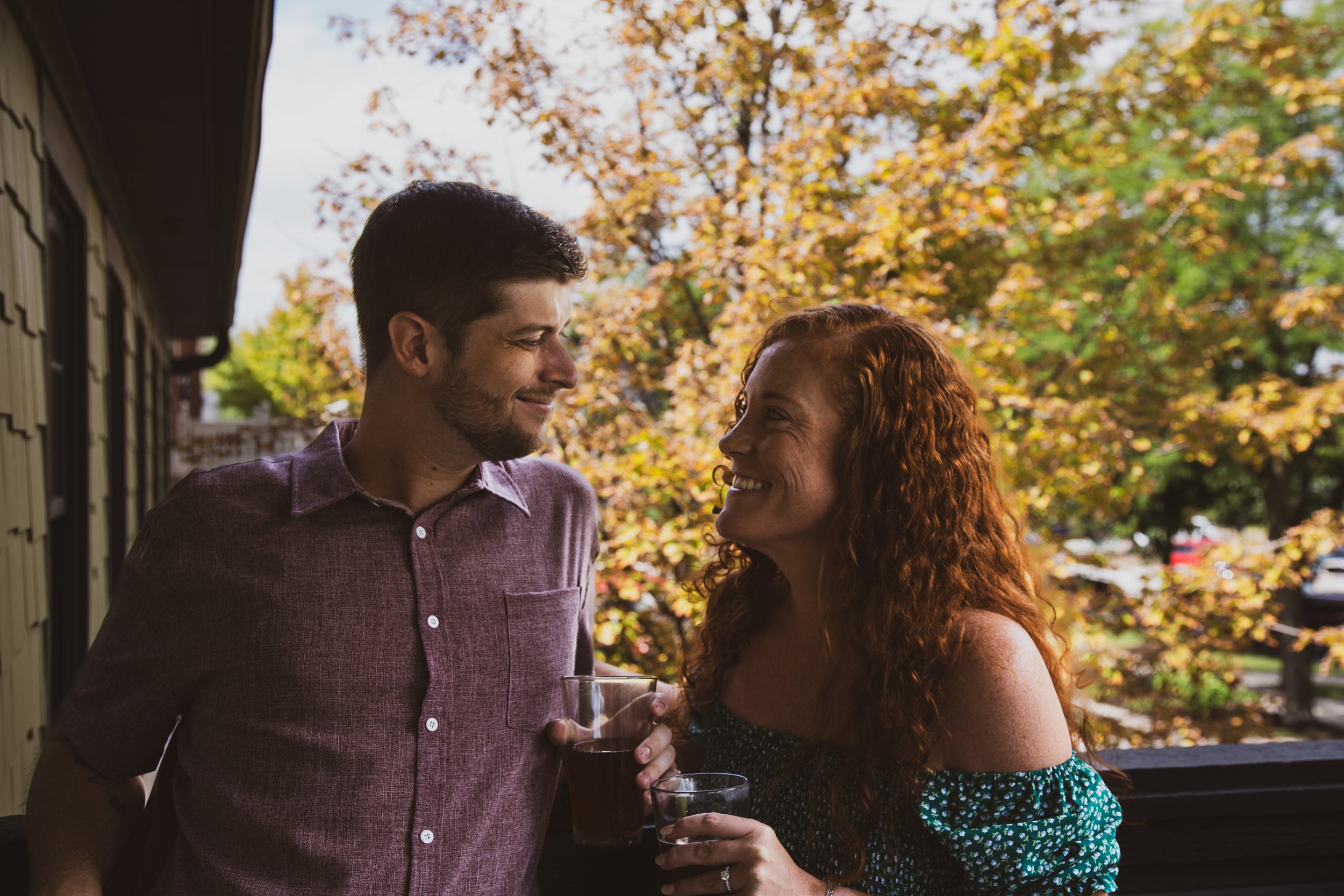 fall-session-photographer-engagement-photos.jpg