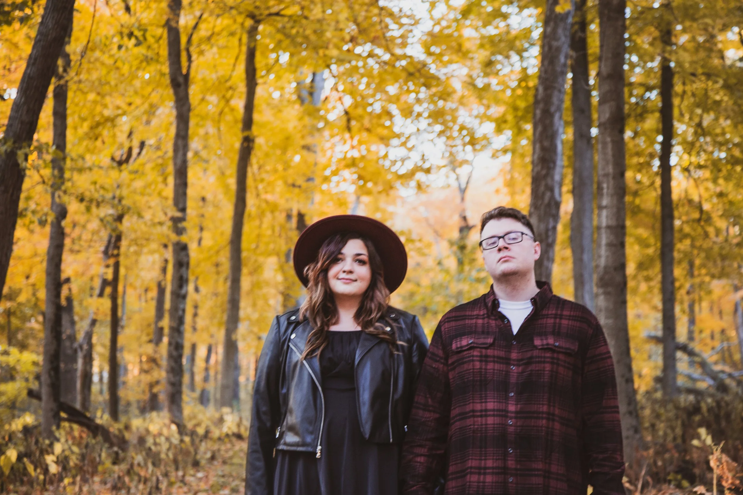 fall-engagement-photographer-homer-glen-il.jpg