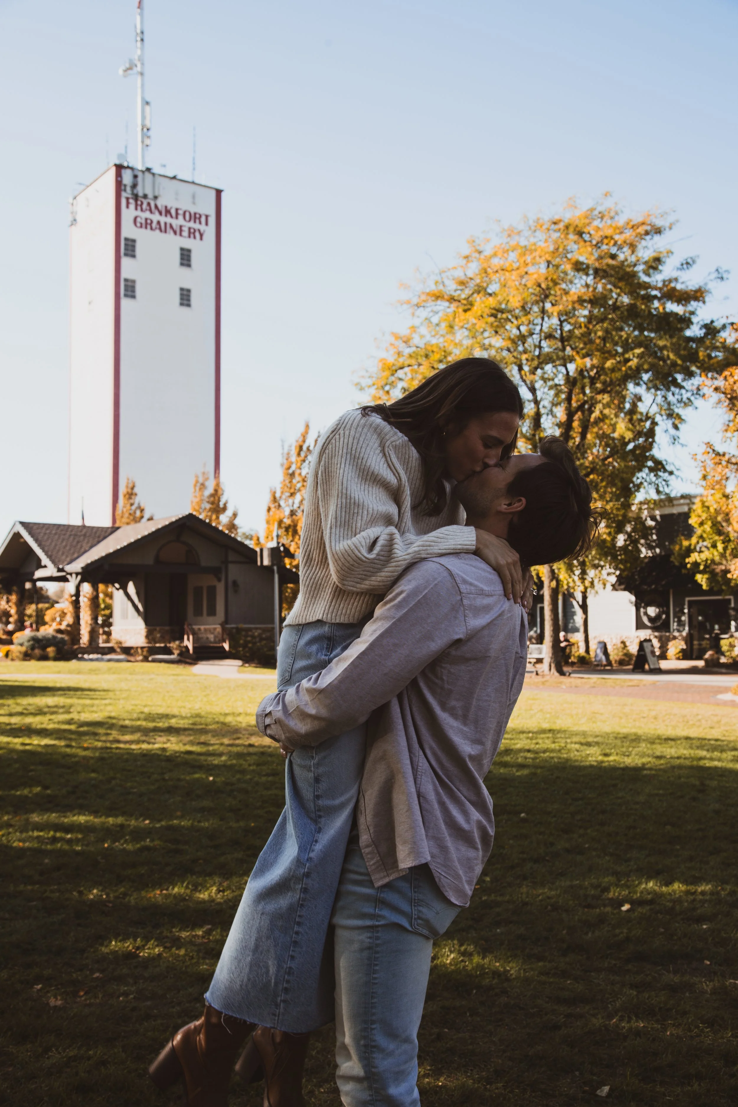 frankfort-il-engagement-photographer-fall-session.jpg