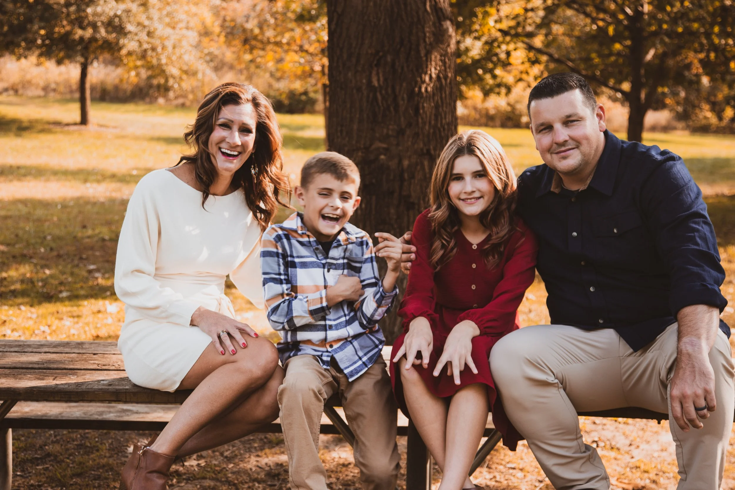Fall Photographer Illinois | Family Fall Portraits | Local Affordable Photographer in New Lenox IL