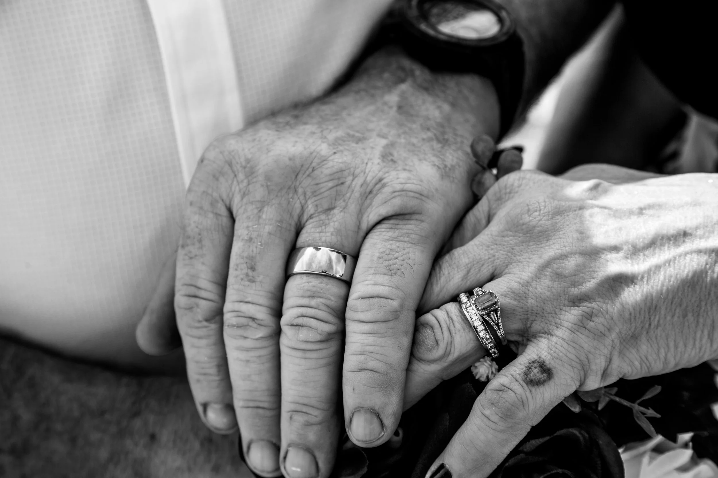Elopement summer photoshoot, midwest elopement photography