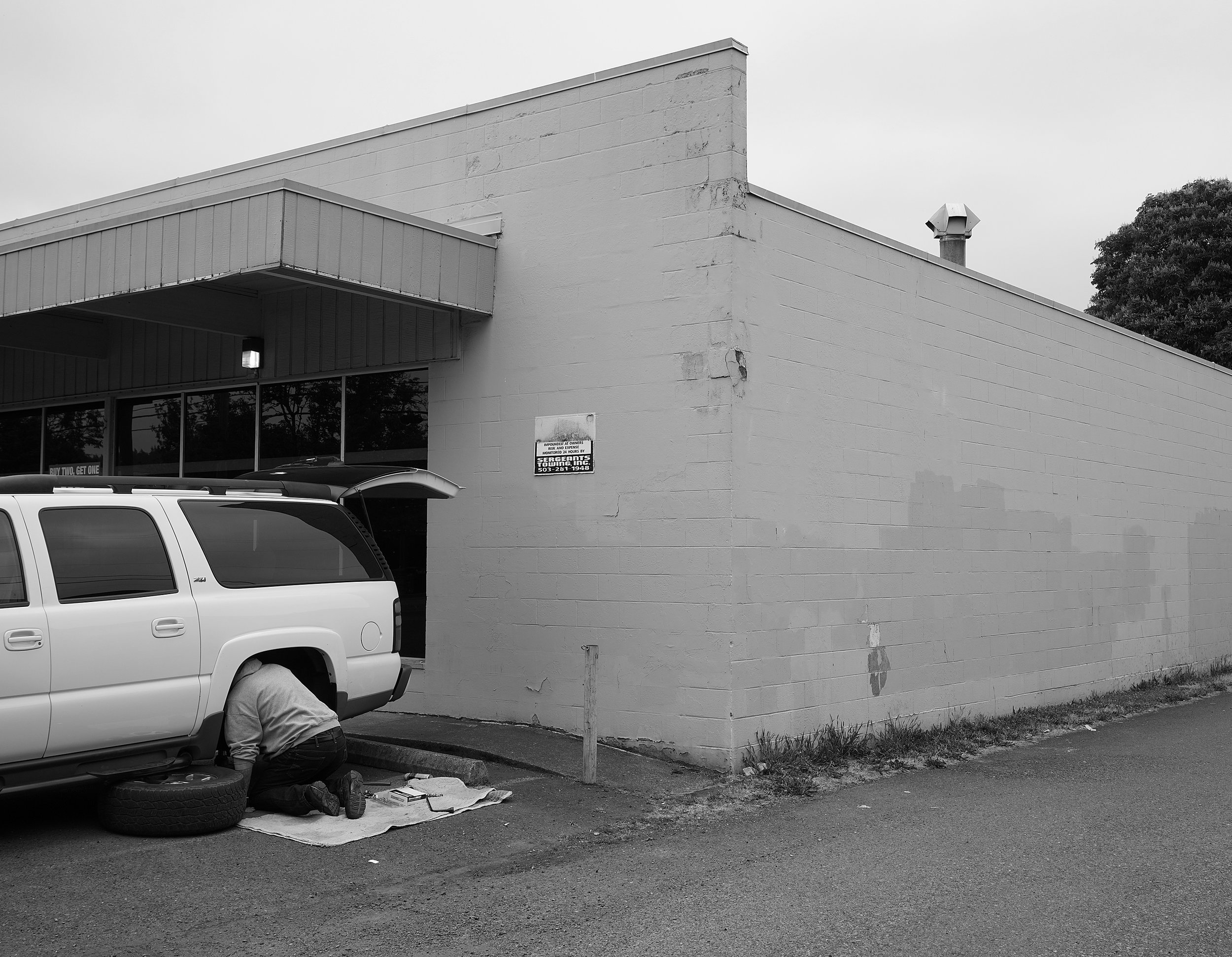  Documentary Photography Category Winner: Geoffrey Hiller 