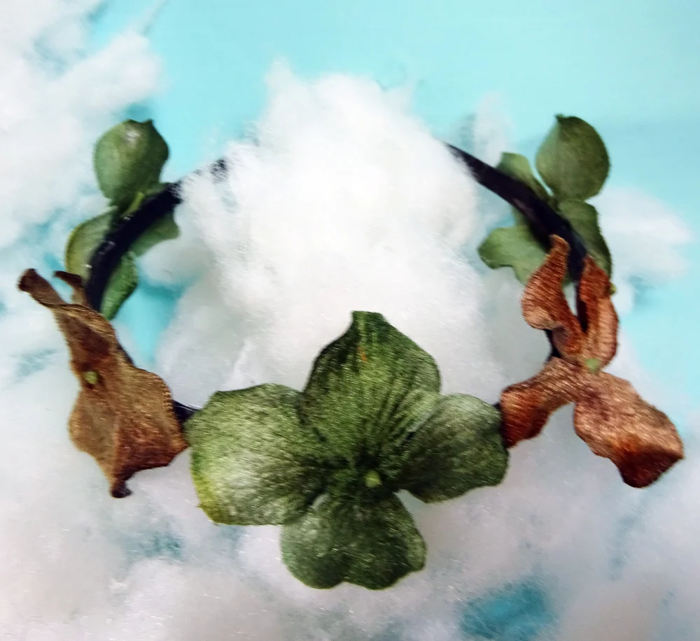 Green nuetral flower headband5.jpg