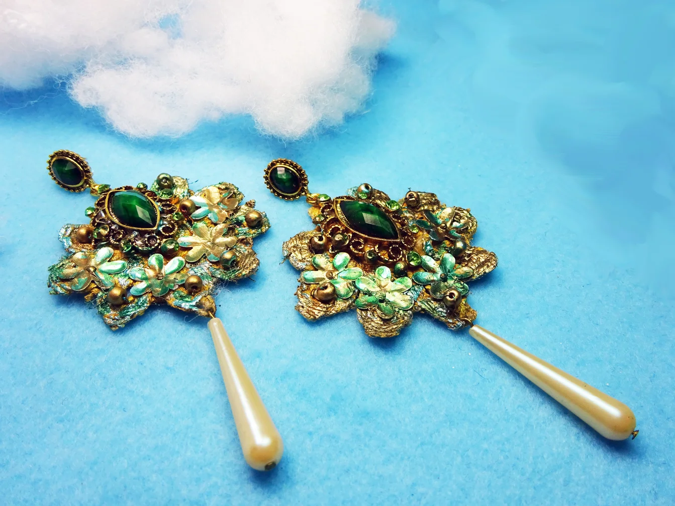 Green Baroque earrings7.jpg