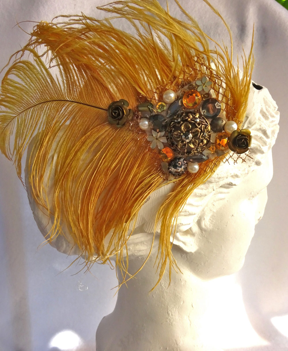 ostrich feather 20's clip.jpg