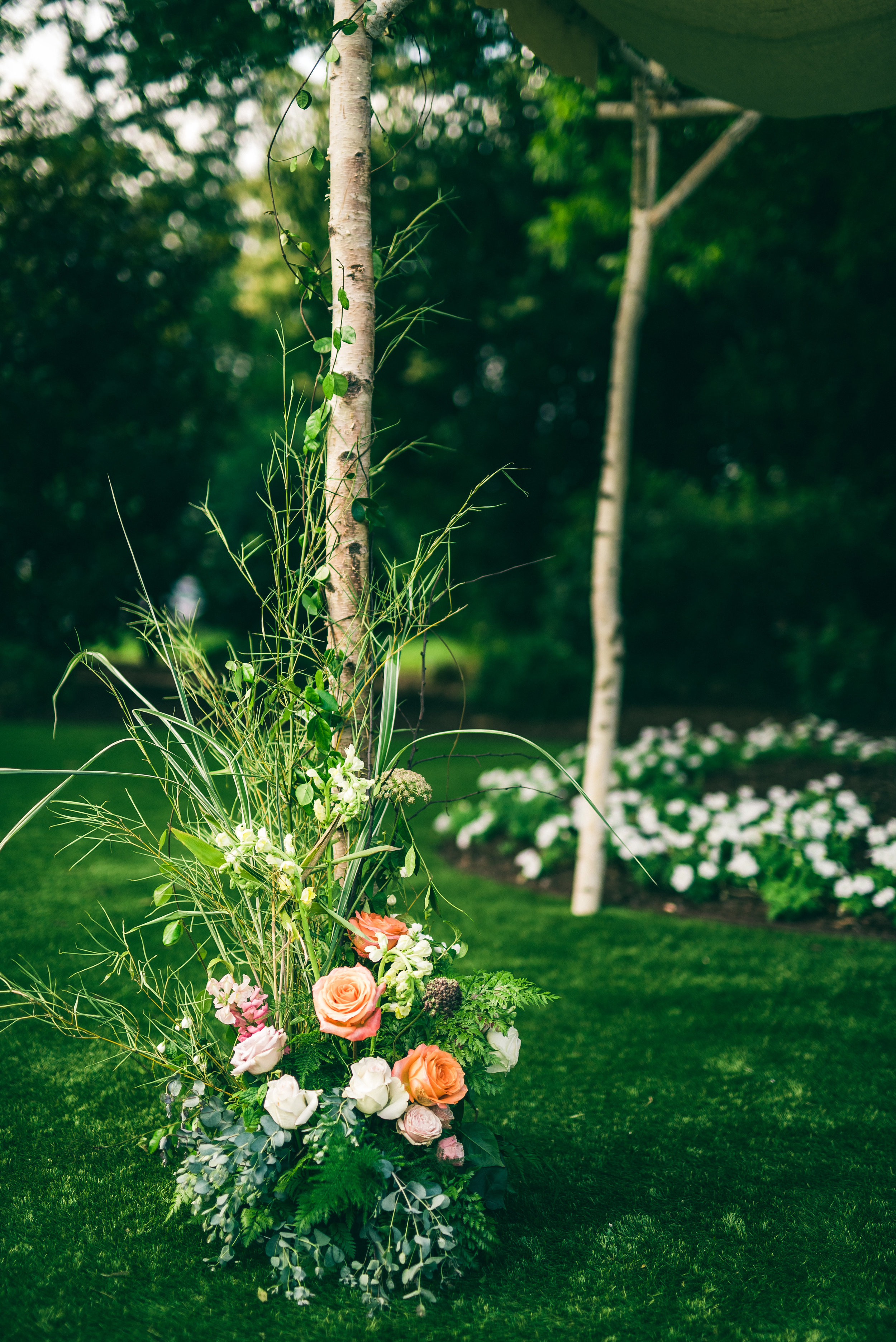 Vesic Photography - Bowerbird Flowers - summer wedding - chuppah