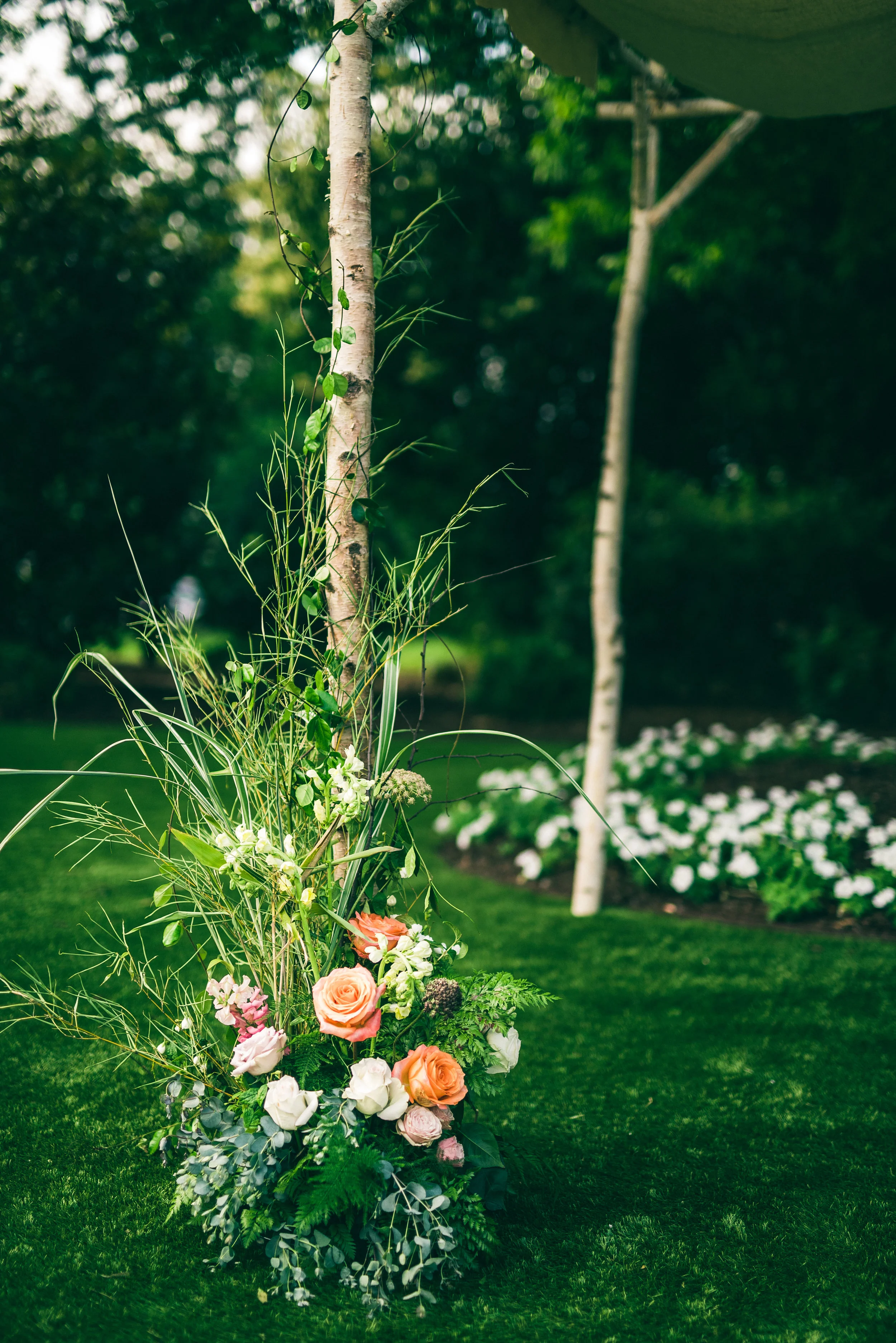 Vesic Photography - Bowerbird Flowers - summer wedding - chuppah