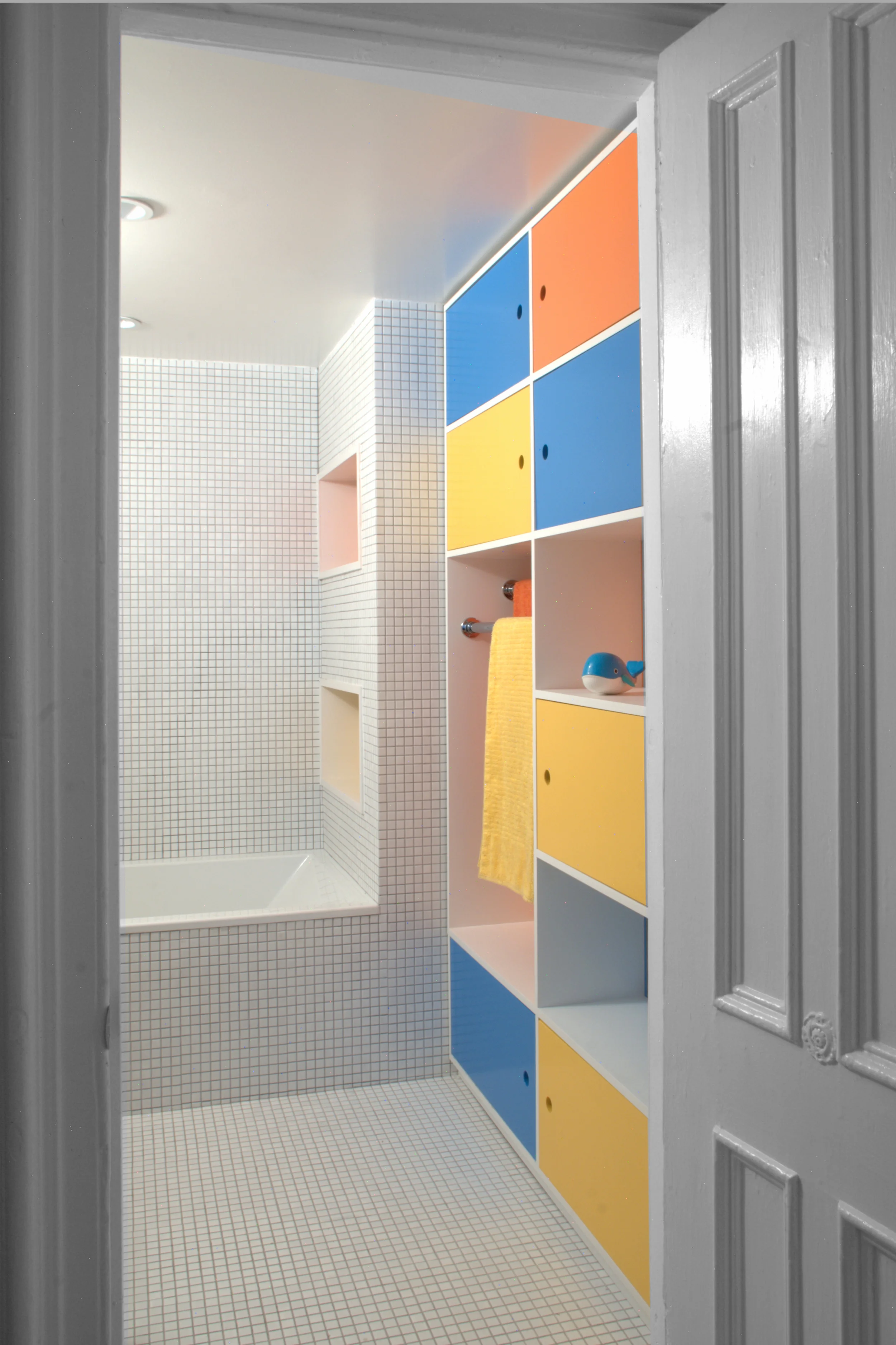 smallbath (1).jpg