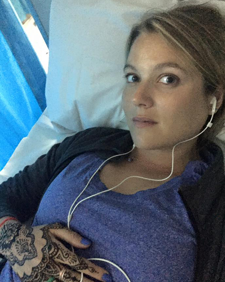 Overnight train selfie. I fell asleep in Chiang Mai & twelve hours later, arrived in Bangkok. After four overnight train trips in the past month, I'm finally getting the hang of this. The key to survival = headphones, music you can sleep to & snacks (of the non-crumbly variety).