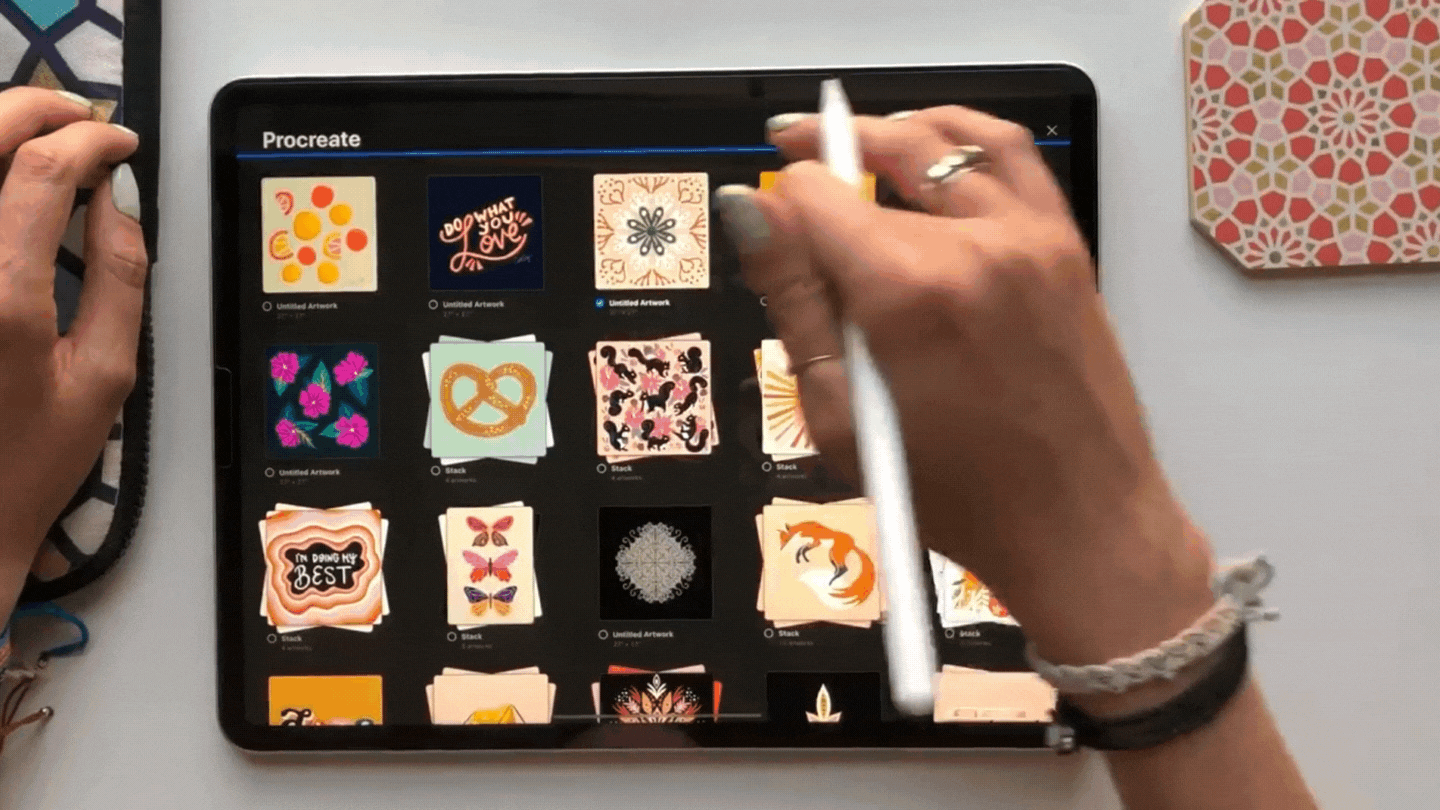 A beginners guide to creating GIFs with Procreate! 