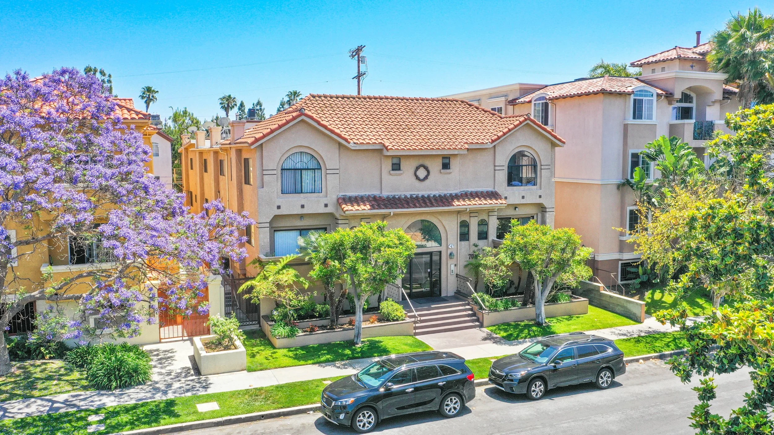 7040 Flight Ave., Los Angeles, CA 90045