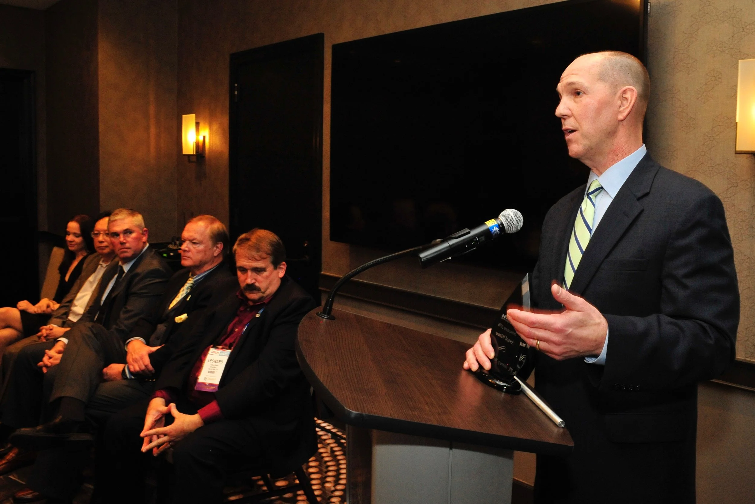 Craig Zielazny, VP Data and Analytics, accepts the PROGRESS in Lending award on behalf of Mercury Network.