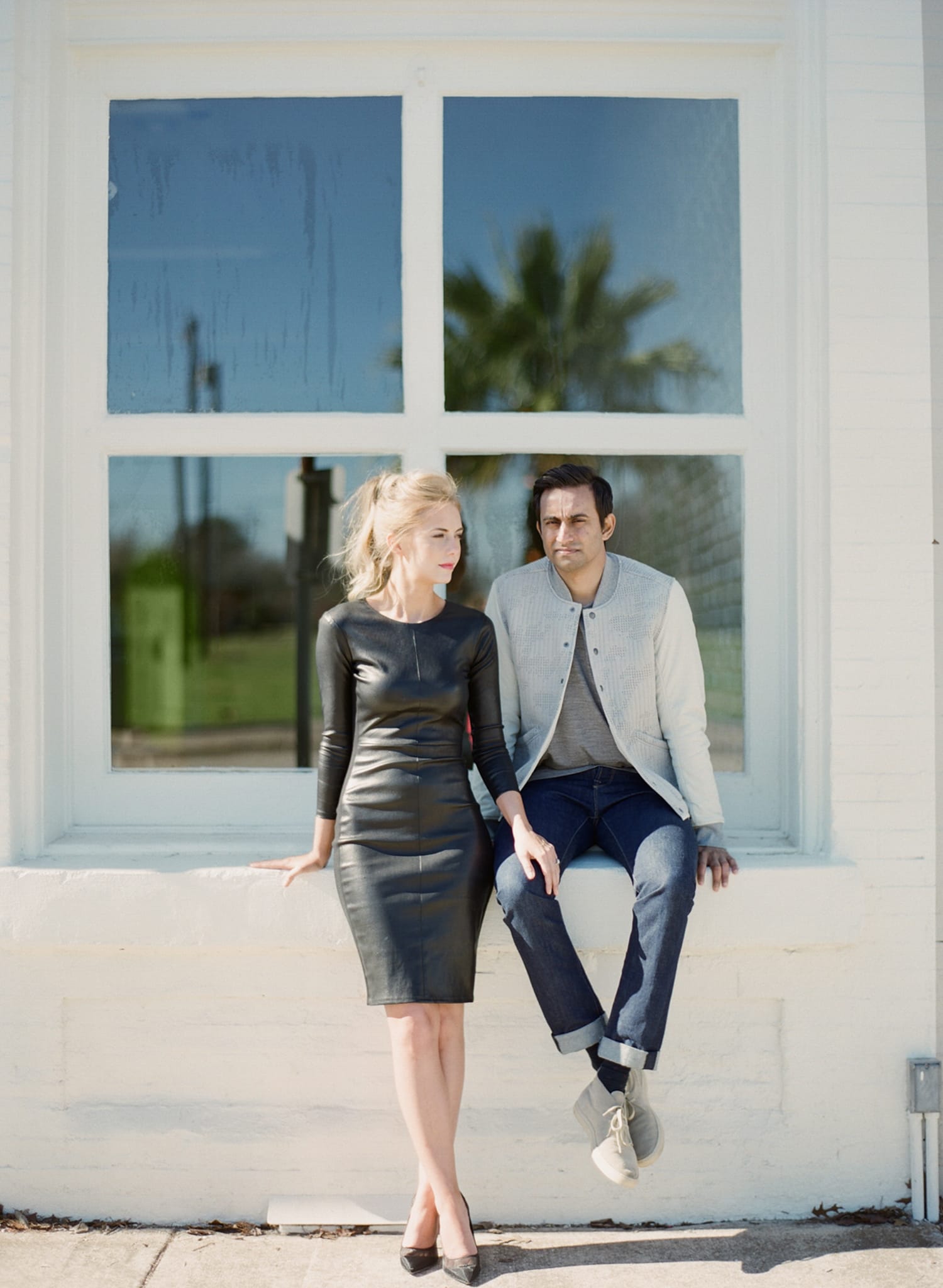ONE_ELEVEN_EAST_MODERN_ENGAGEMENT_SHOOT_AUSTIN_TX_BY_MATTHEW_MOORE_PHOTOGRAPHY_00172.jpg