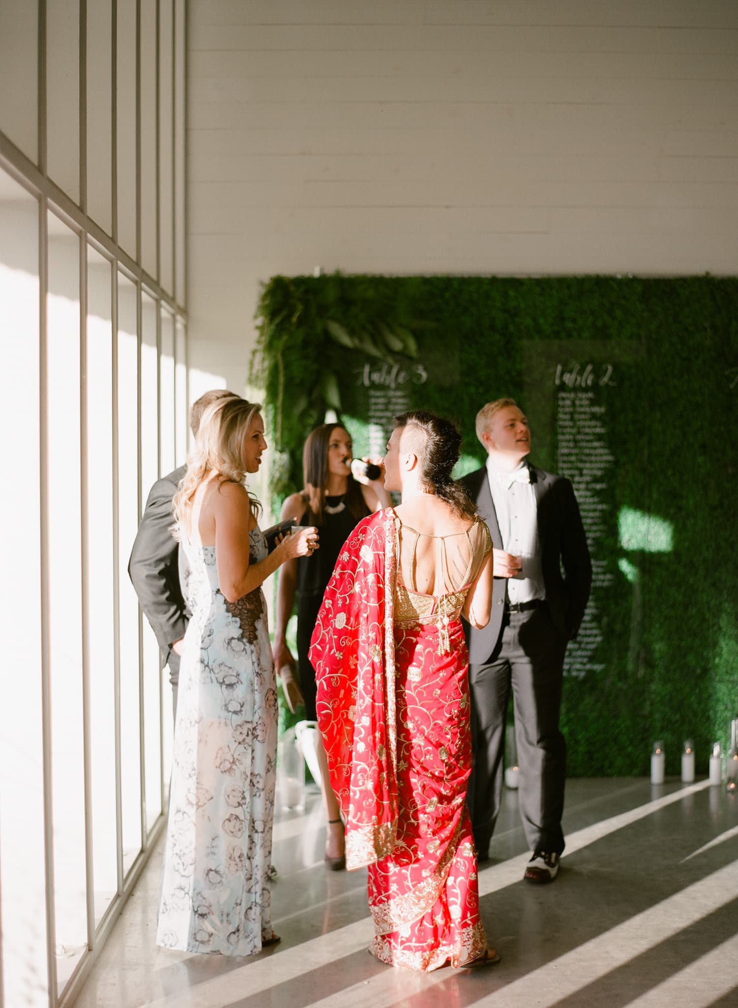 AUSTIN-MODERN-MONOCHROMATIC-INDIAN-WEDDING-00586.jpg