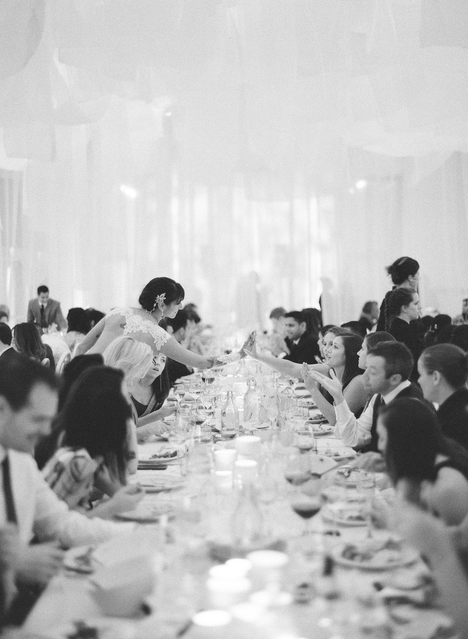 AUSTIN-MODERN-MONOCHROMATIC-INDIAN-WEDDING-00768.jpg
