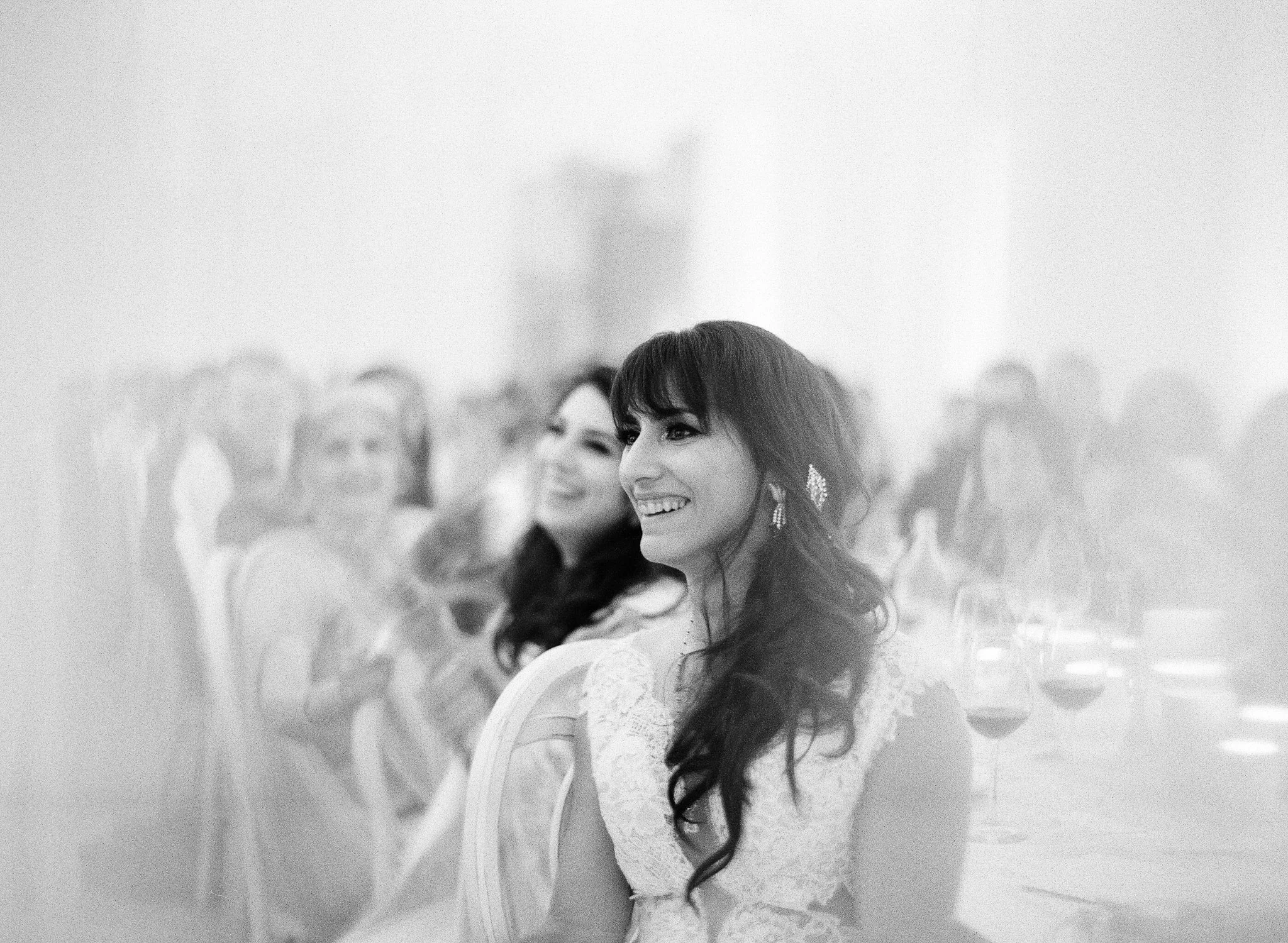 AUSTIN-MODERN-MONOCHROMATIC-INDIAN-WEDDING-00822.jpg