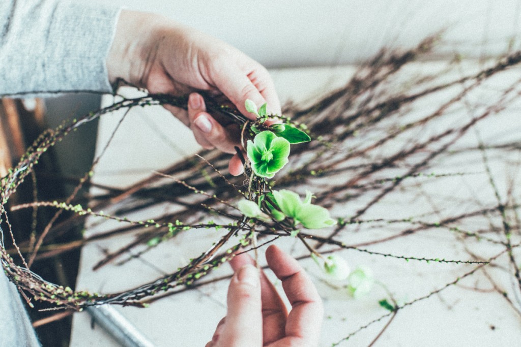DIY Flower Crown via Simply Divine Creation