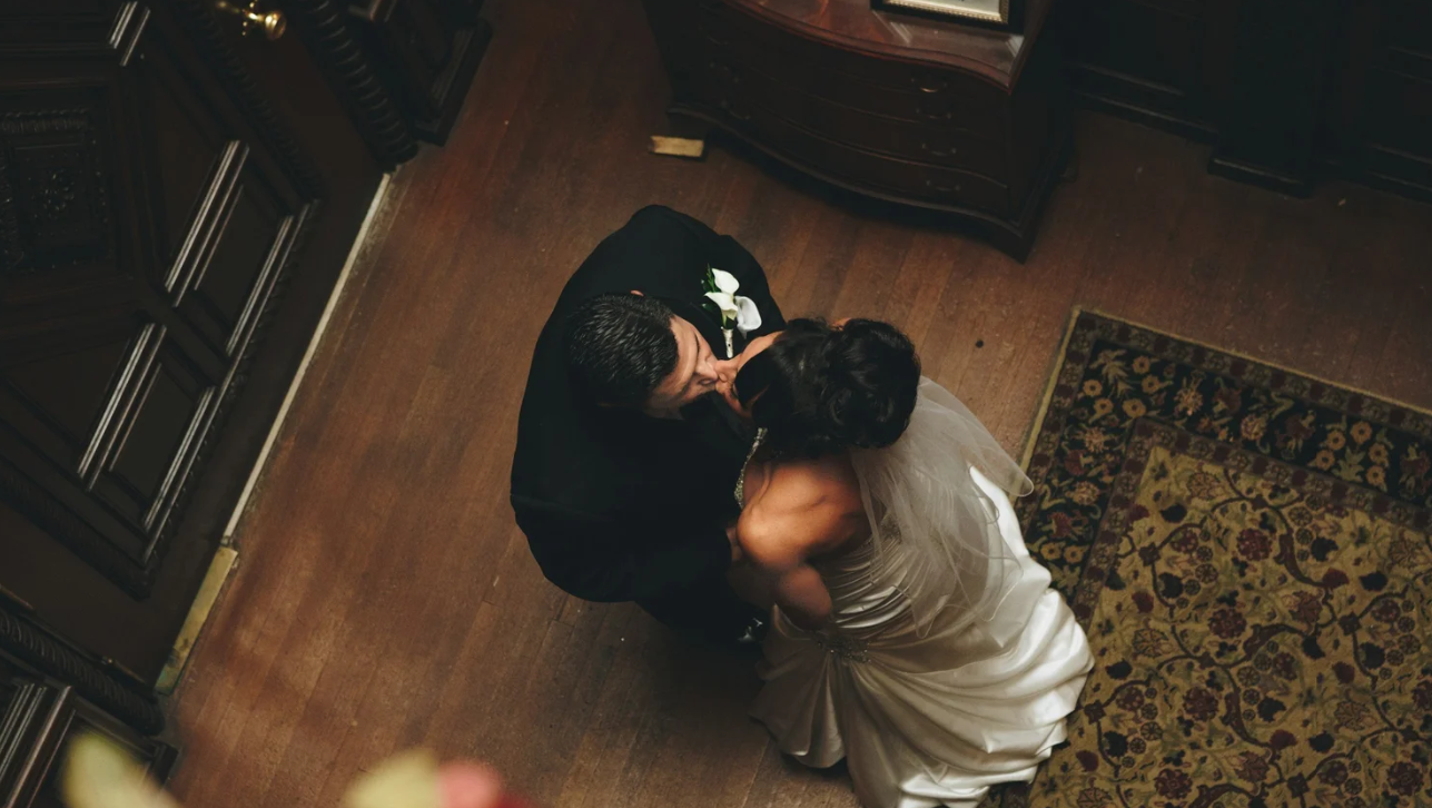 Should You Have a First Look on Your Wedding Day?