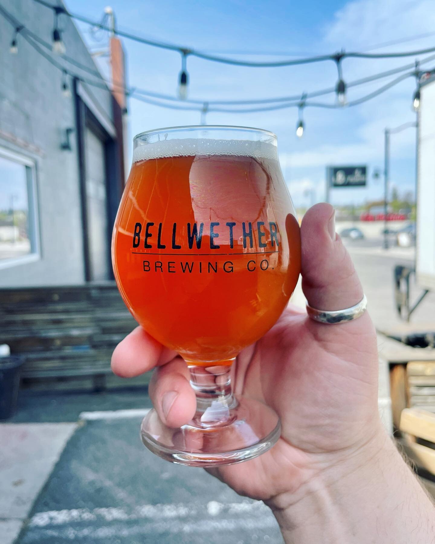 This patio weather has us feeling great, how about you? ☀️

We&rsquo;ve got all the summer vibes over here with a new beer release!

Electric Eel, a spin on one of our crowd favorites, Eclectic Feel. A pale braggot-gruit, brewed with wildflower honey