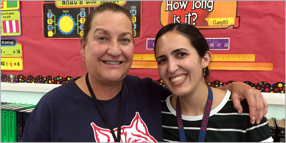 Ms. Cynthia Smith-Capin and Ms. Yemil Andrade. Photo © 2017 Maia Rothstein / sacredheartnogales.org. All rights reserved. This photo may not be re-posted, distributed or altered in any way.