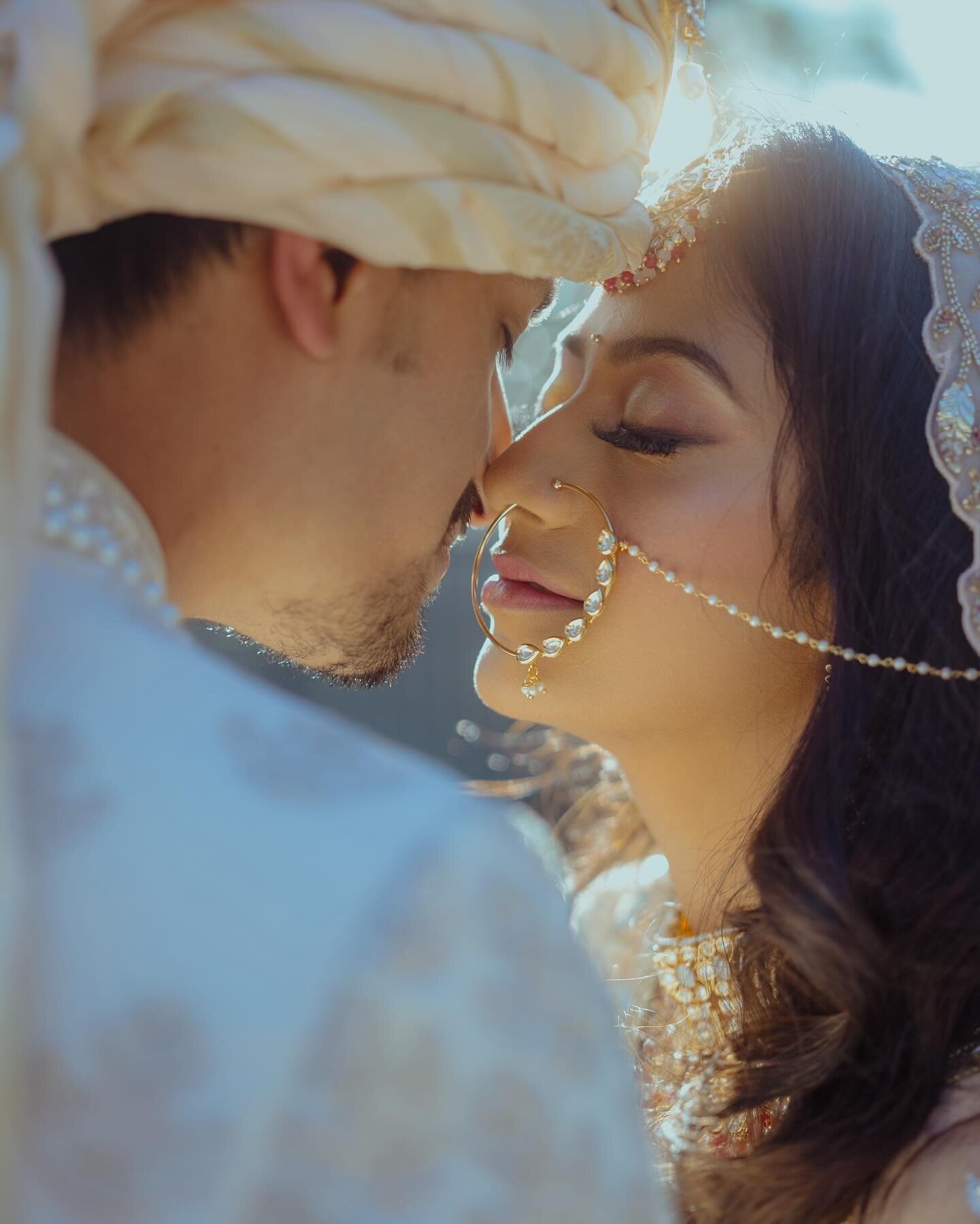 Tanya + Siddhant 🤍

#wedding #weddingday #indianbride #southasianwedding #indianwedding #weddingphotography #weddinginspiration #weddingphotographer #bayareaweddingphotographer #sanfranciscoweddingphotographer #indianweddingphotographer #weddingplan