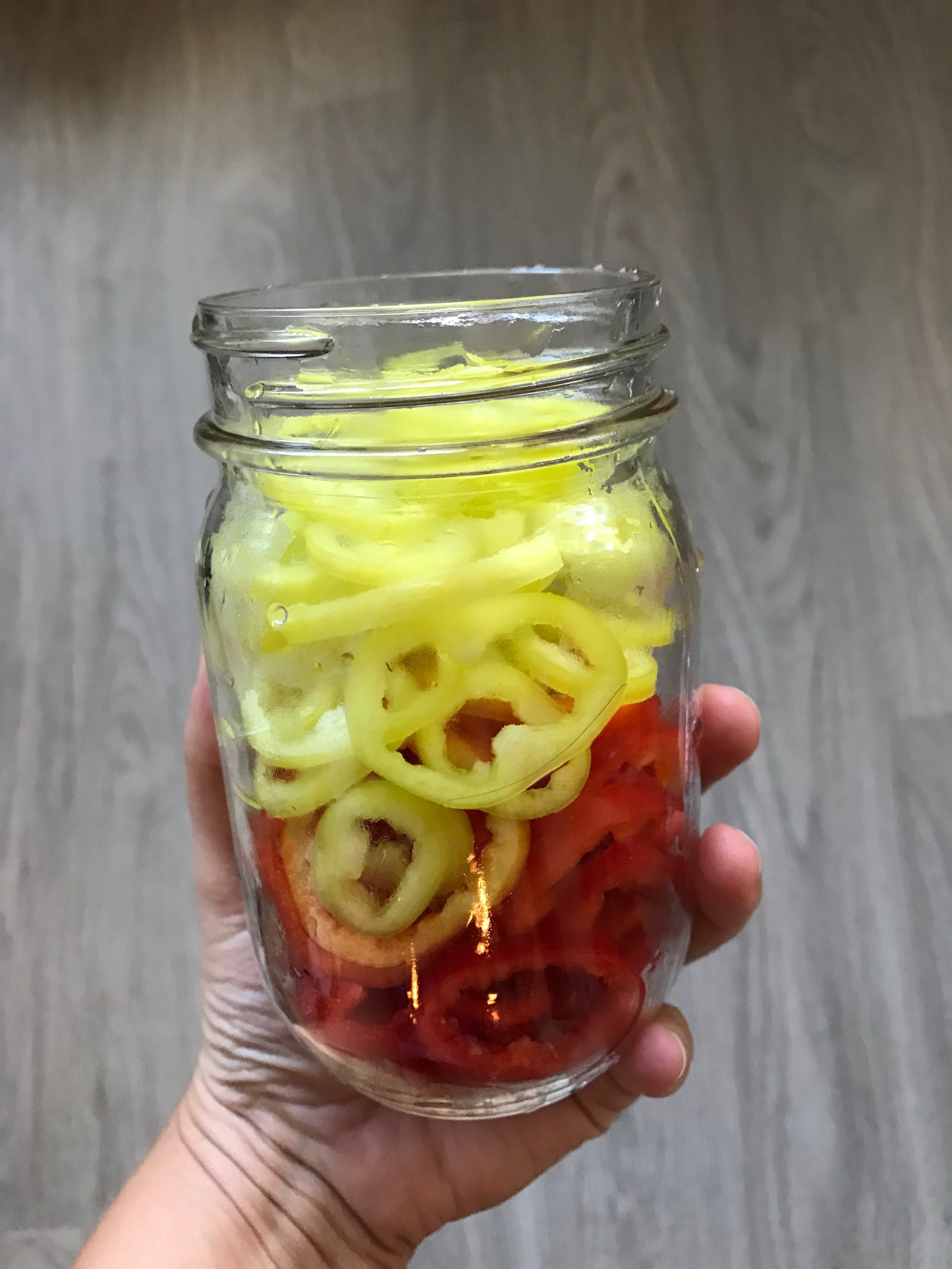 ombre peppers in the jar