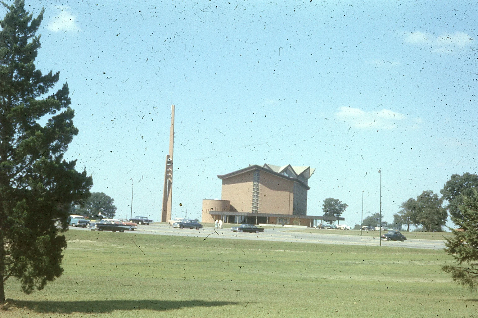 img012.jpg