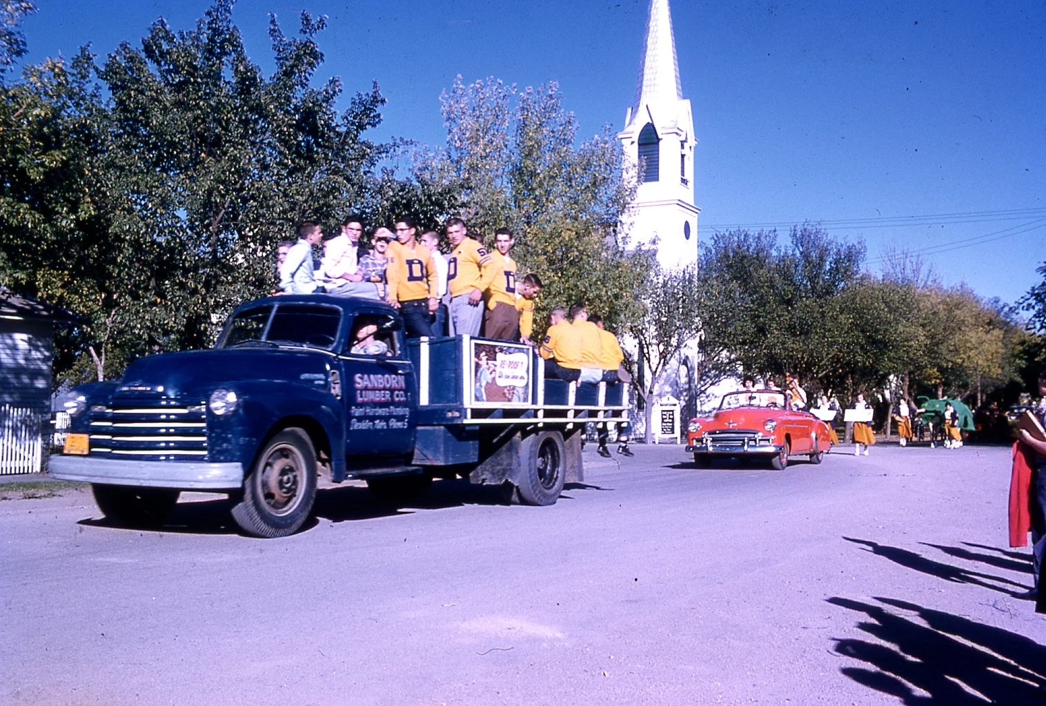img016.jpg