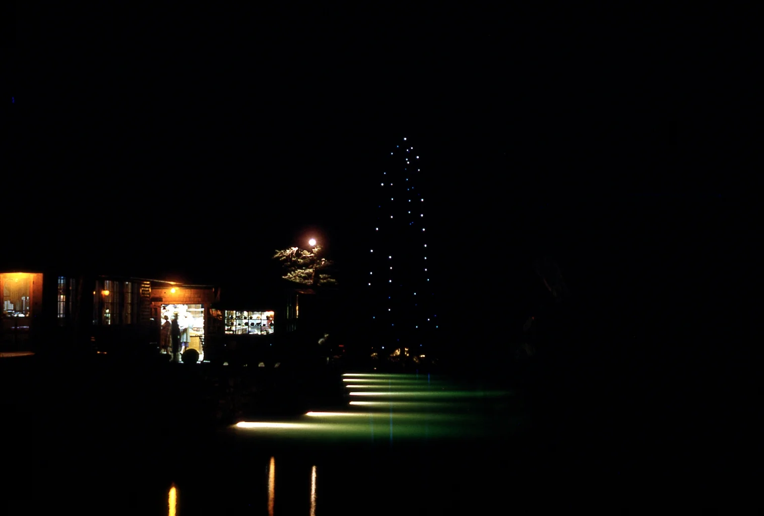 img016.jpg