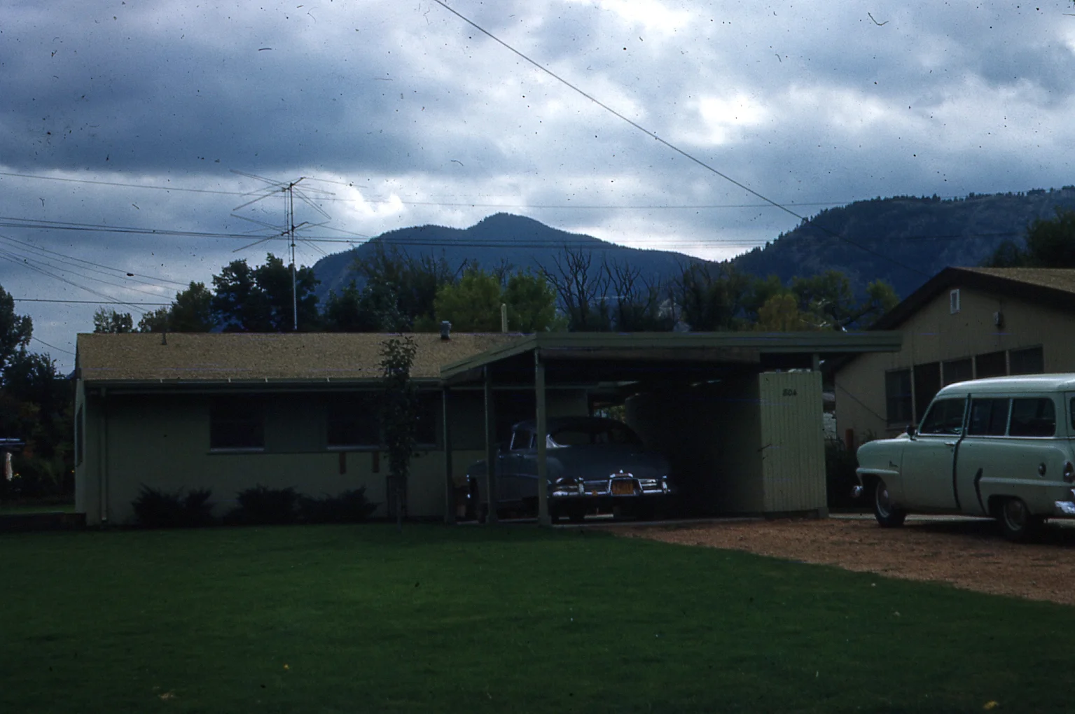 img030.jpg