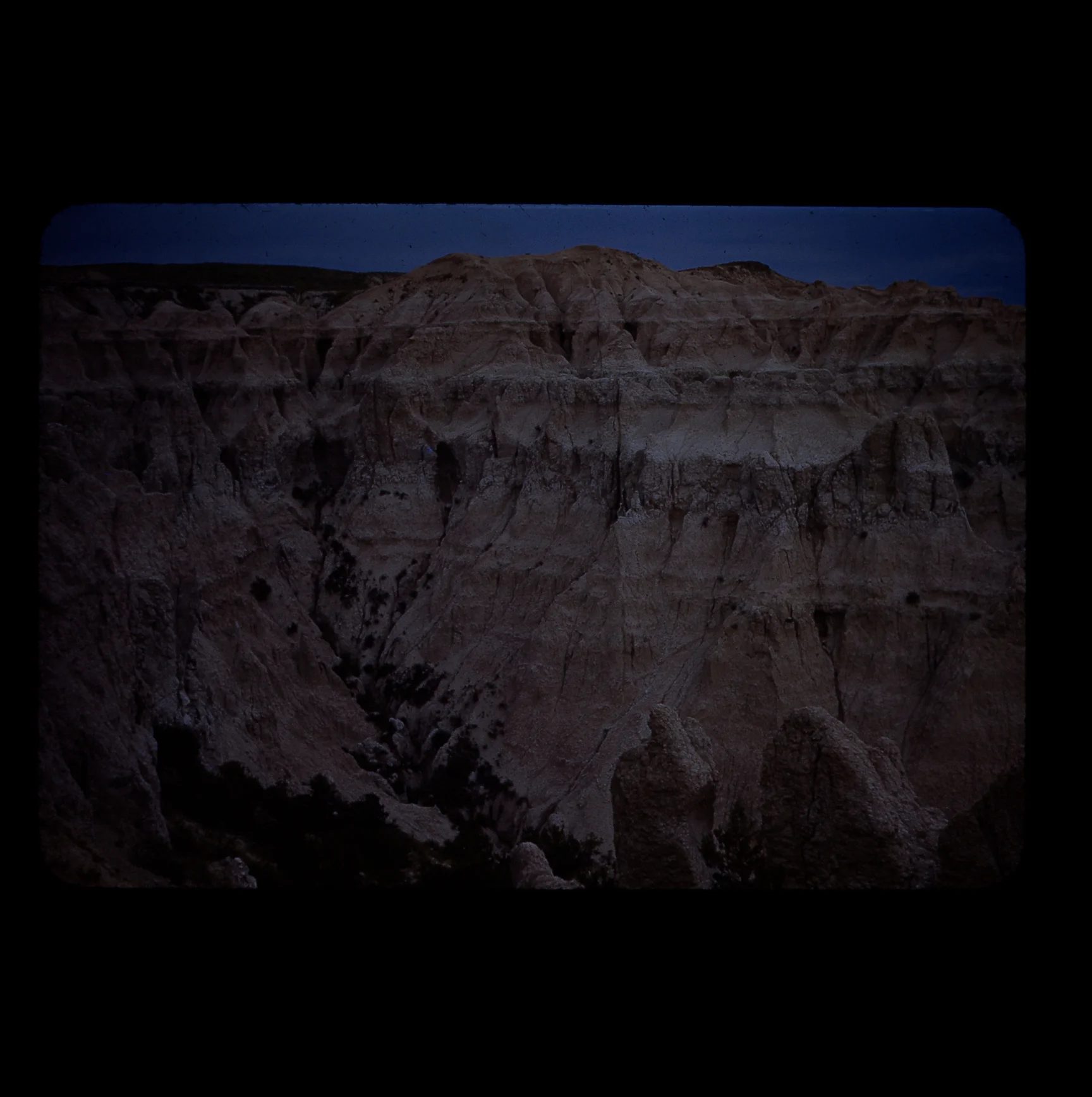 img015.jpg