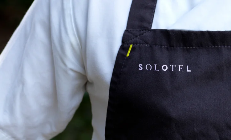 Apron.jpg