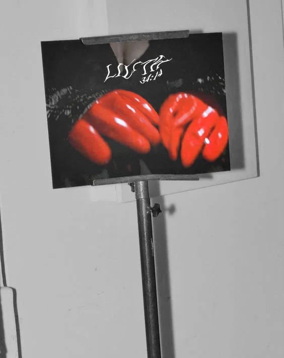 Display-lilith.jpg
