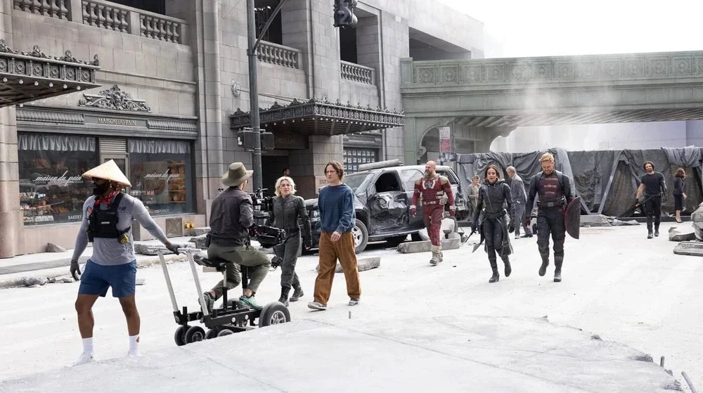 Thunderbolts_team_on_set.webp