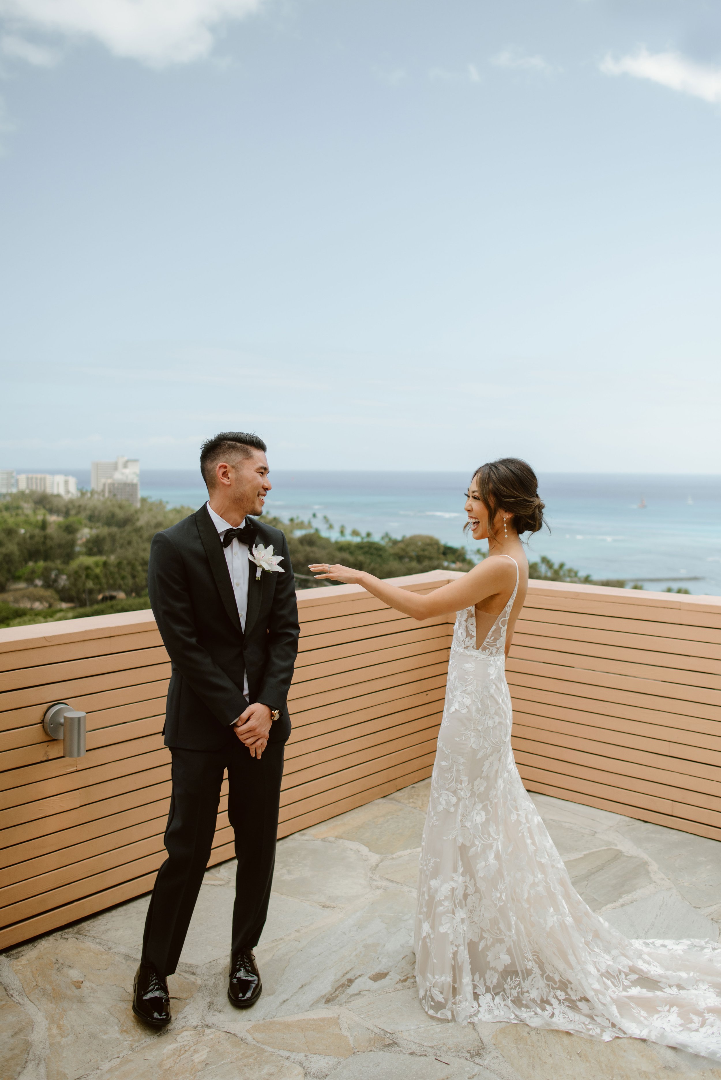 honolulu-hawaii-wedding-photographer-losebano-14.jpg