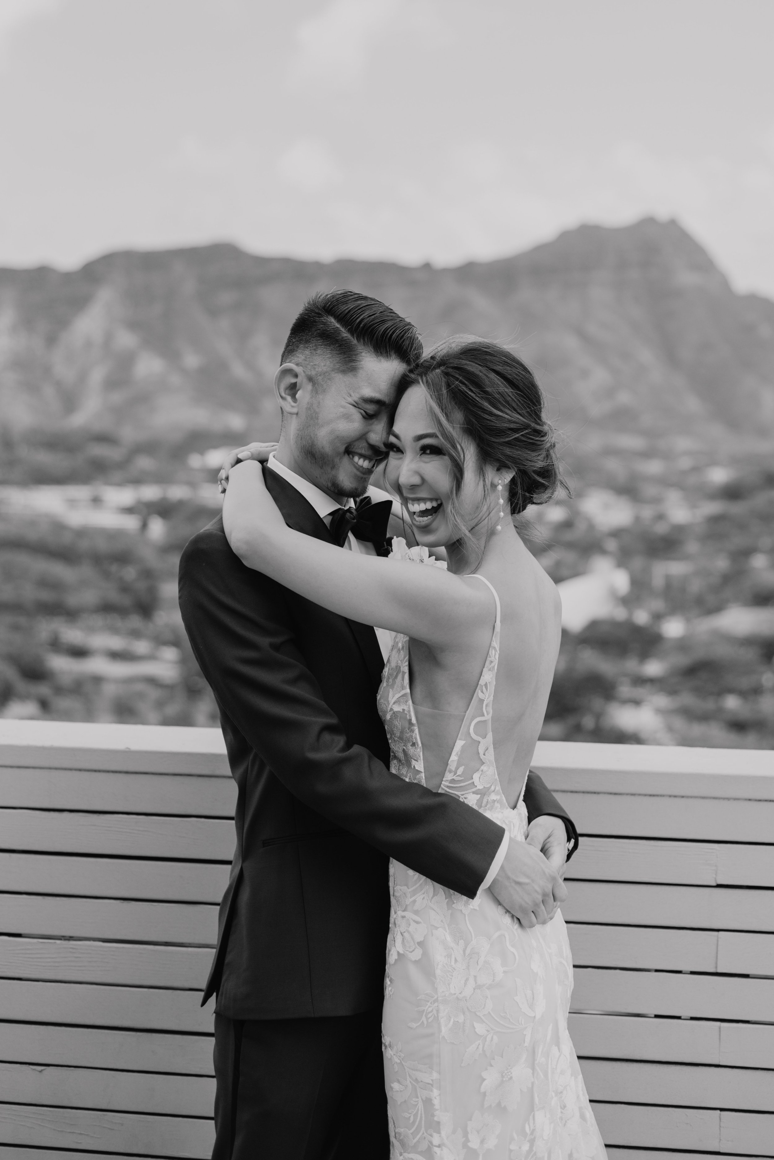honolulu-hawaii-wedding-photographer-losebano-20.jpg