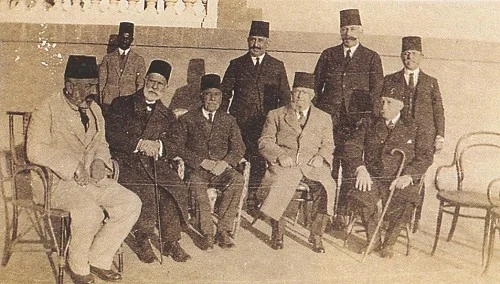 Mehmet Akif Ersoy, Halil Paşa ve arkadaşları. 