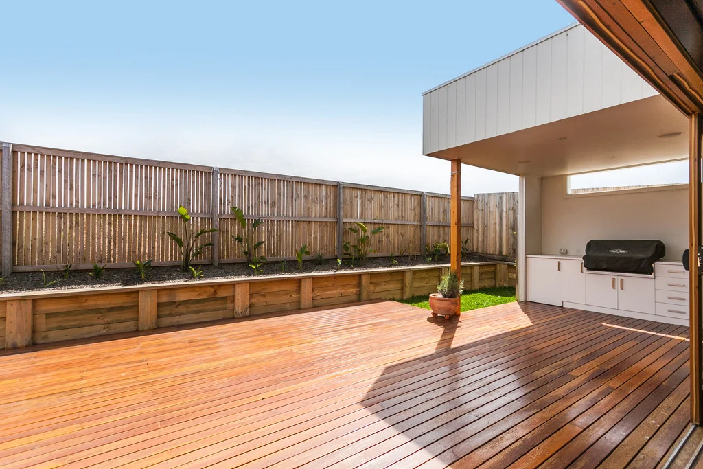 002 - Open2view ID283445 - 3 Farrelly Place_Torquay.jpg