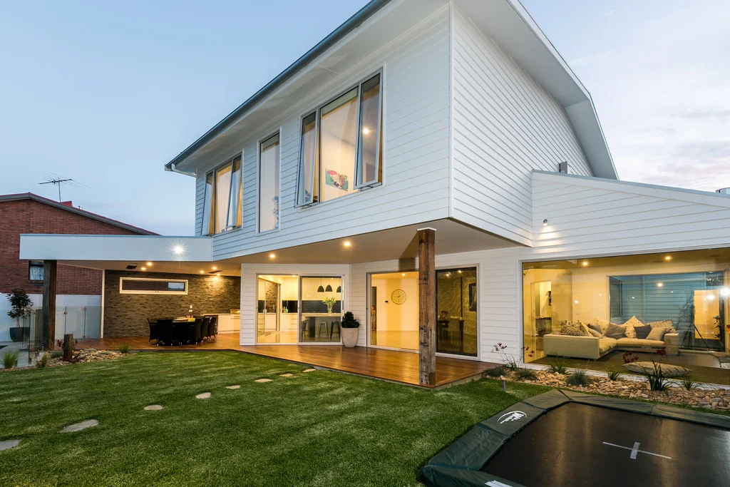 012_Open2view_ID340915-4_New_St_Torquay.jpg