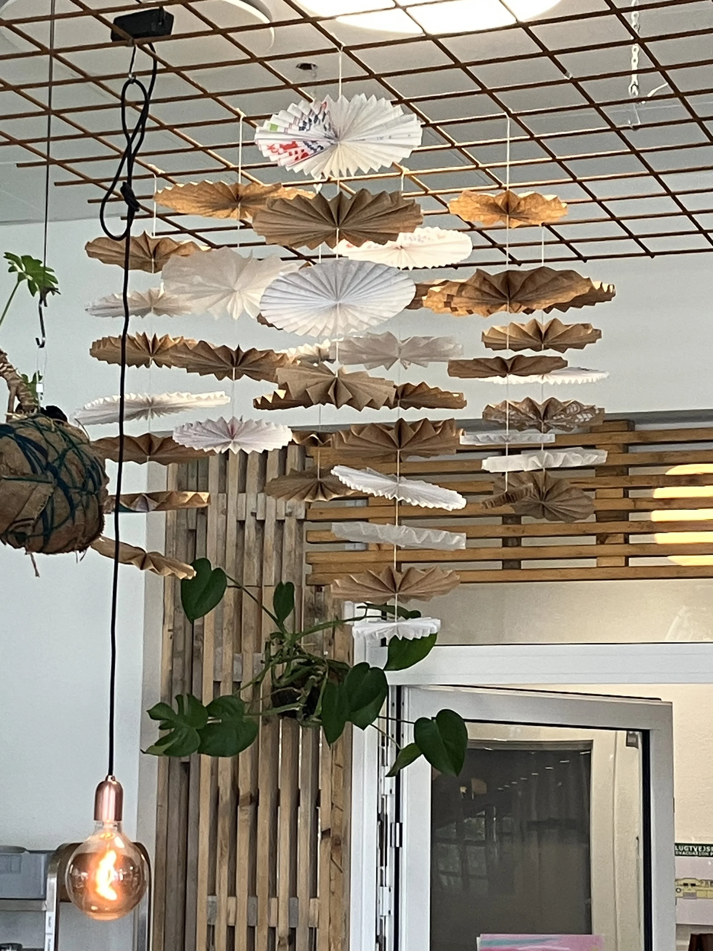 cirkulære skyer installeret 3.JPG