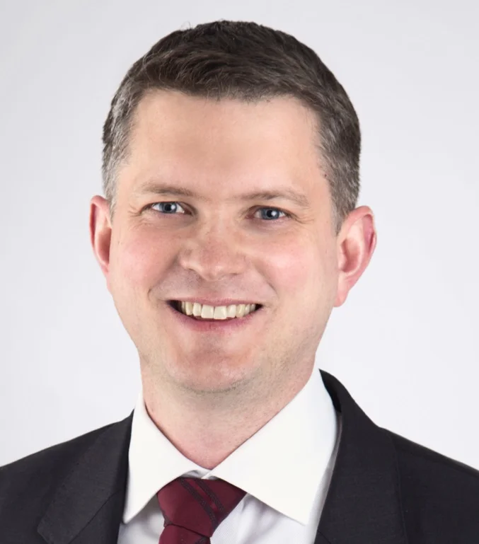 Carl Brodén, Roschier Advokatbyrå
