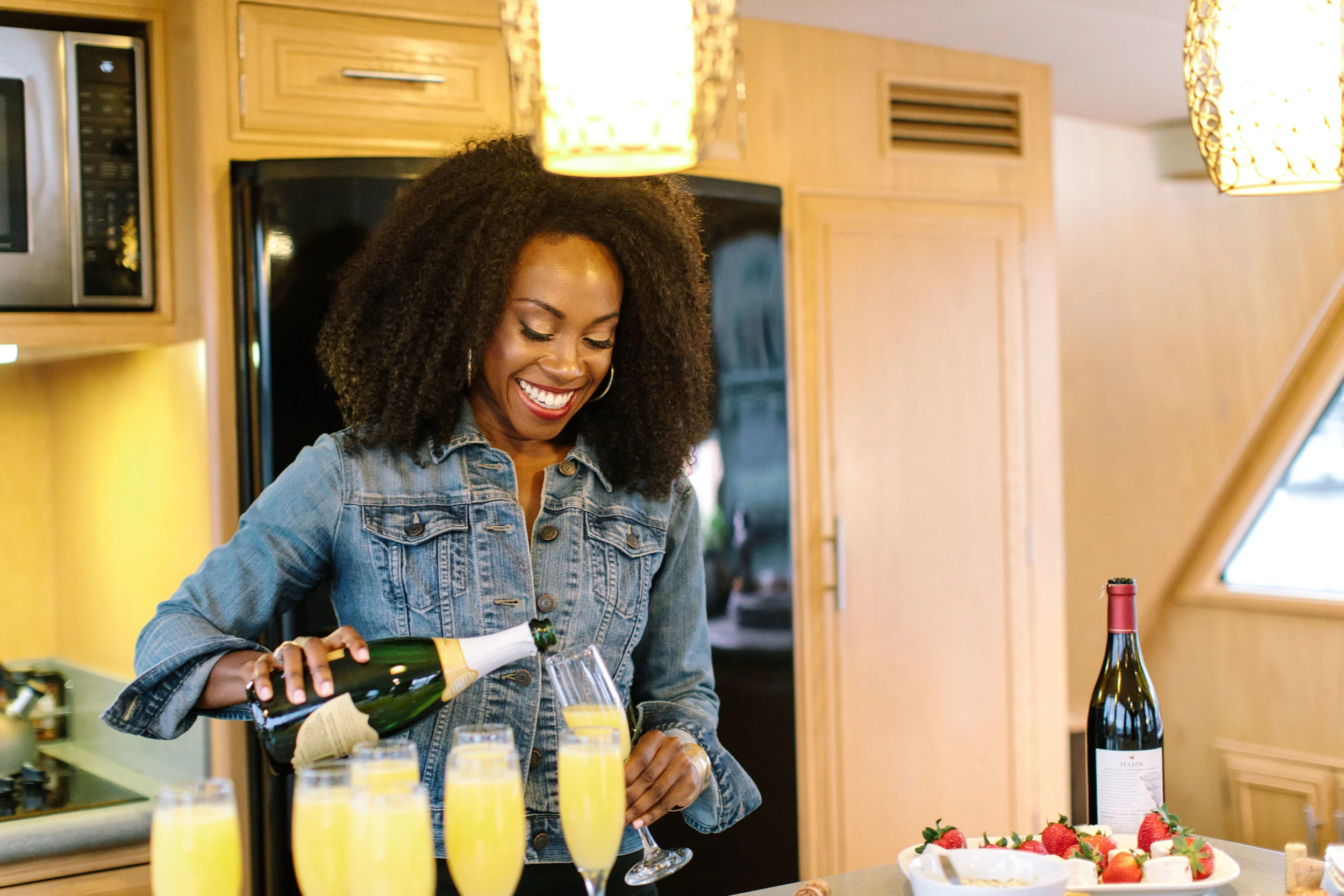 3 Steps to Make Money Hosting Brunch Parties