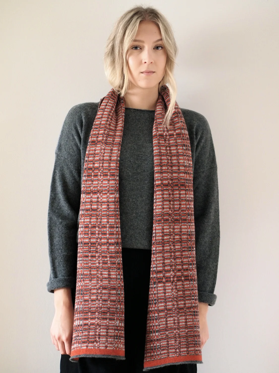pixel scarf ember 1.jpg