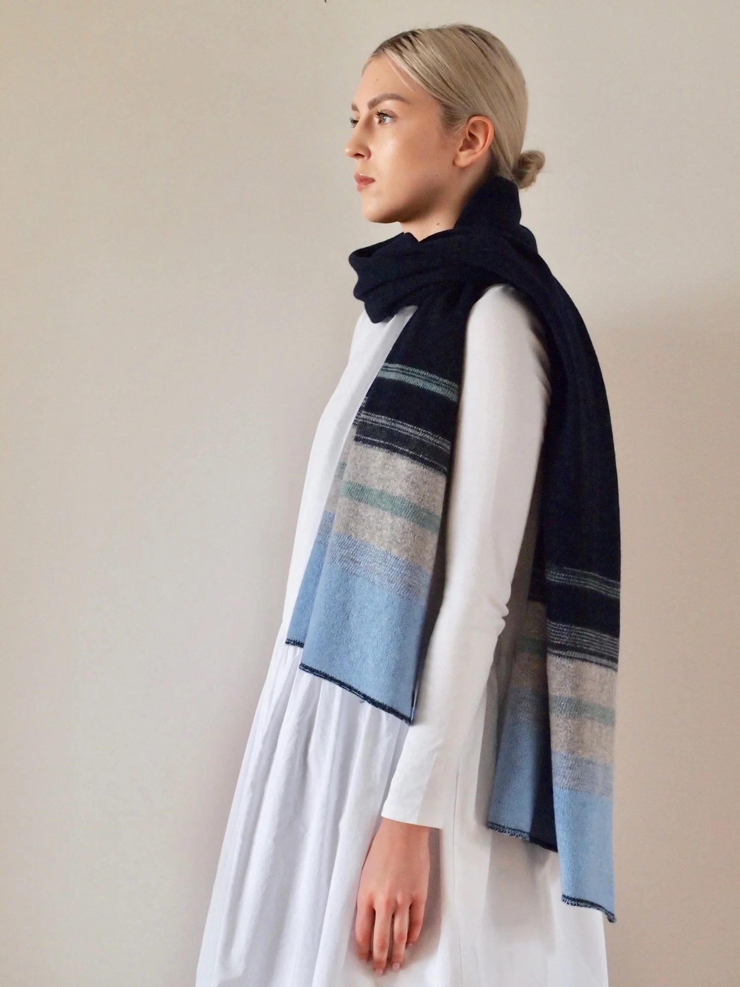 horizon wrap- oxford blue.jpg