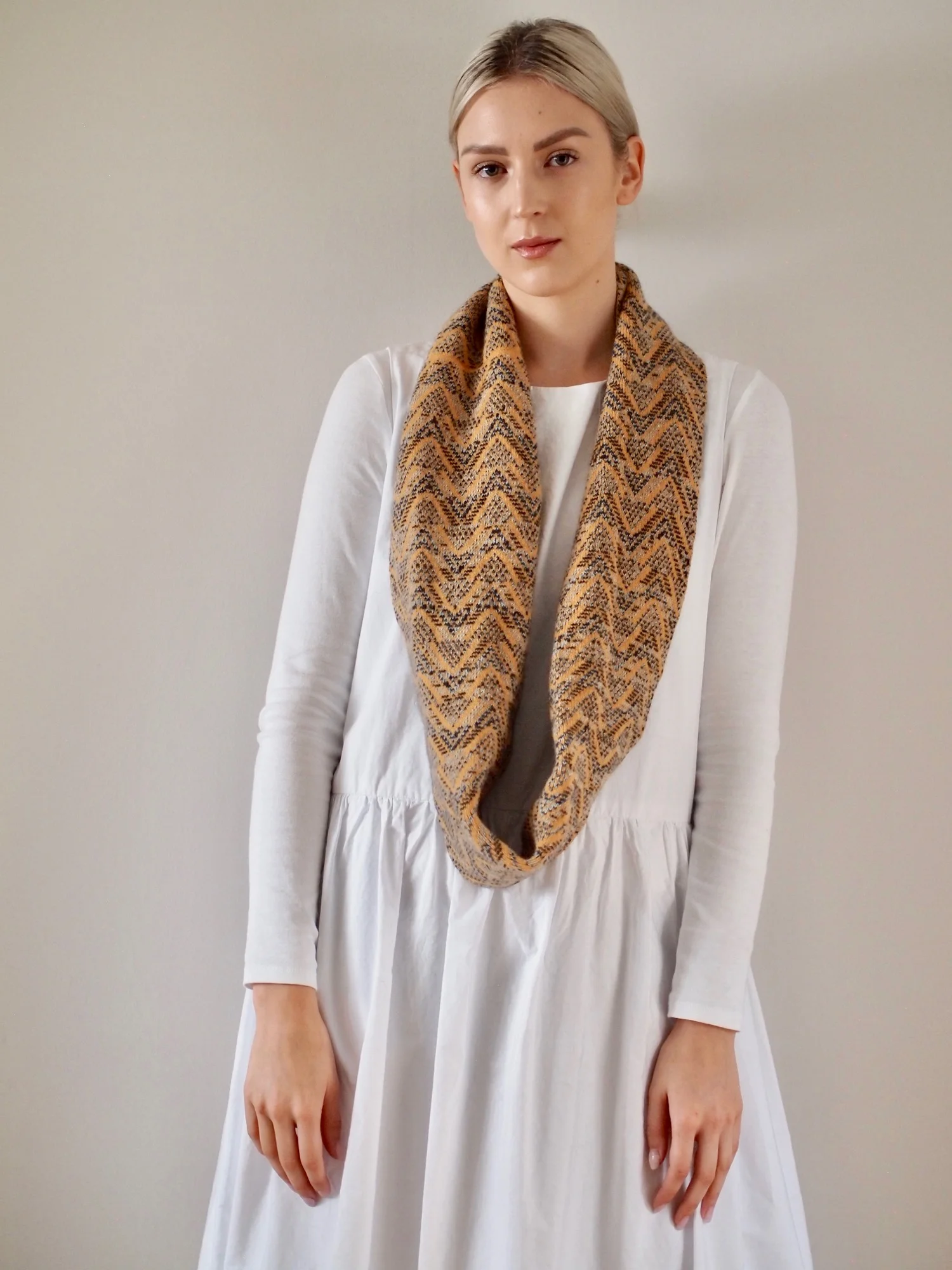 wave loop scarf- harvest gold.jpg