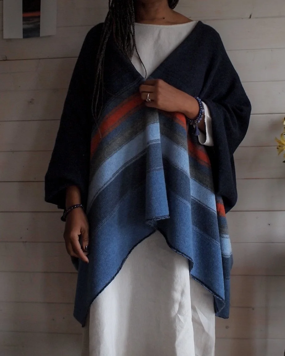 Sunset Cape-igan Oxford Blue