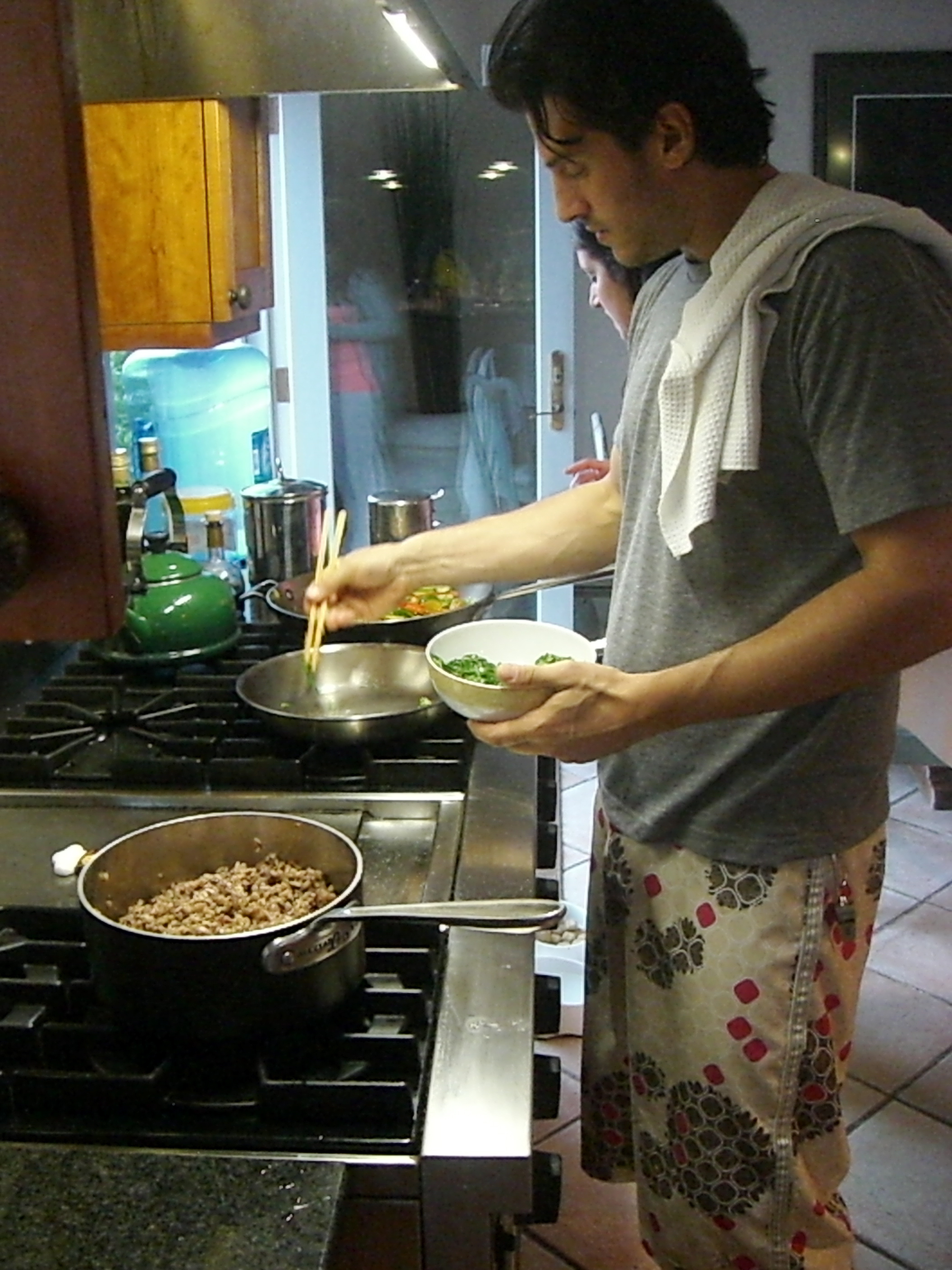 Love Life and Lollipops- Justin at Work Making His Vegan Brown Rice Bowl