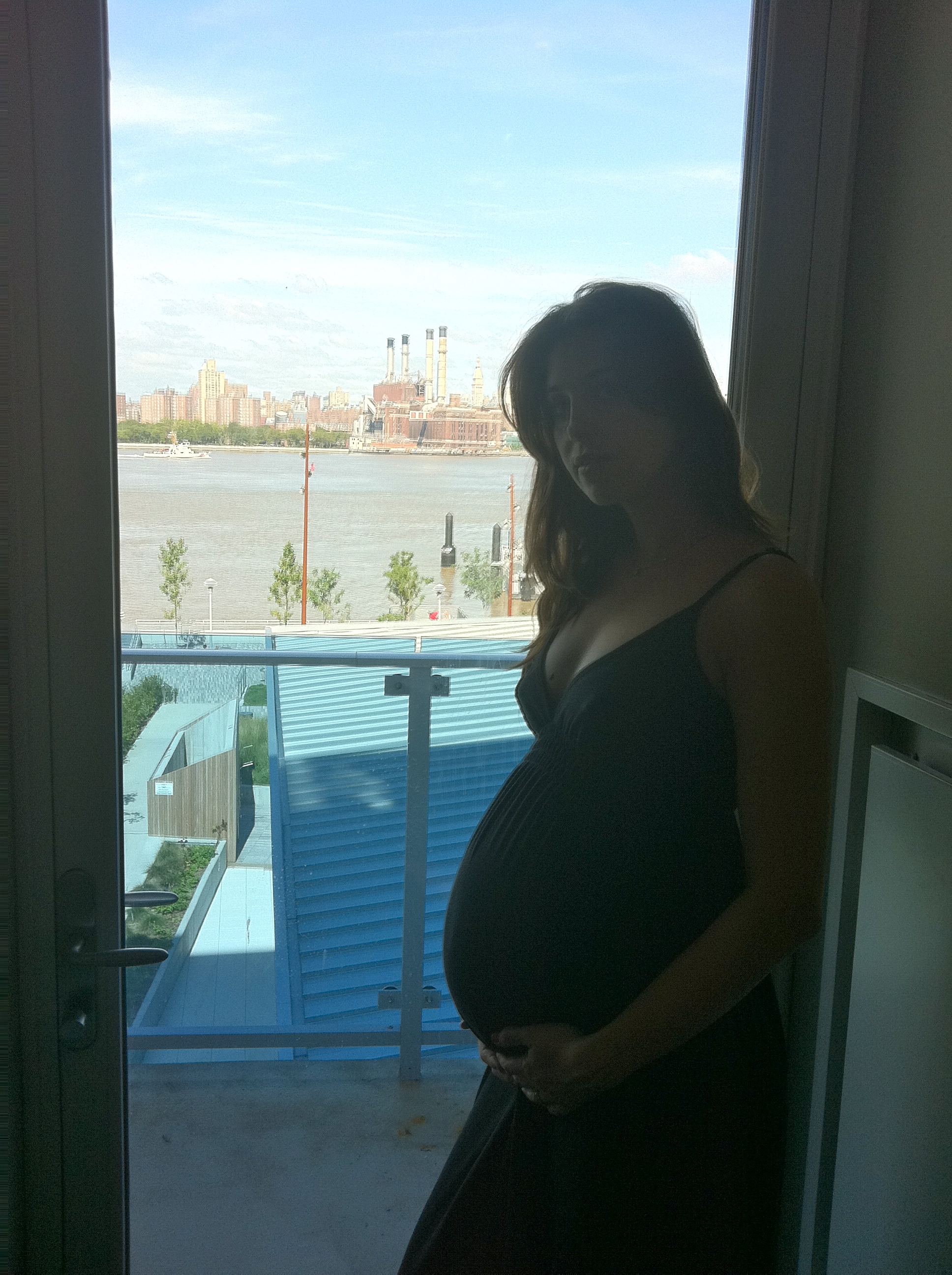 Love Life and Lollipops- Pregnancy 34 Weeks
